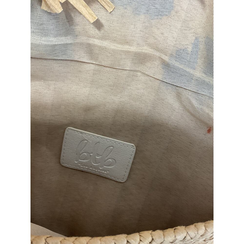 Btb Los Angeles Woven Sand/Navy Be Mine Clutch Bag - Picture 4 of 5
